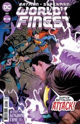 Image: Batman / Superman: World's Finest #22 (cover A - Dan Mora) - DC Comics